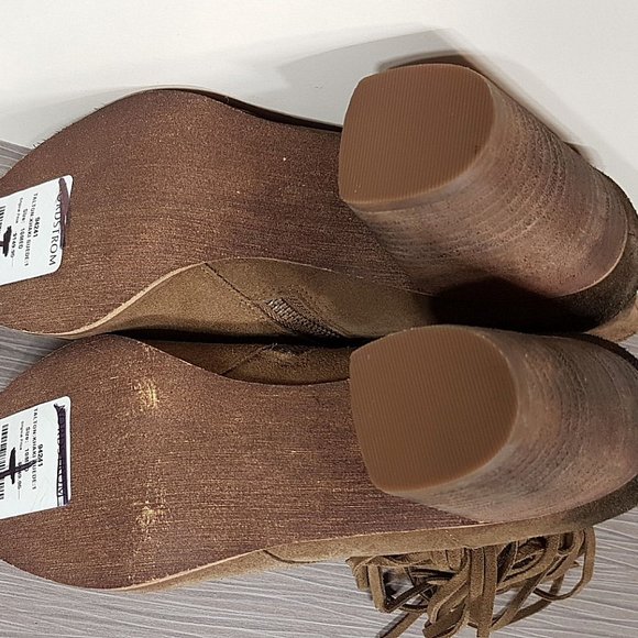 BP. Talton Fringe Bootie, Khaki Suede, Womens Size 6.5 & 9 - Picture 9 of 9